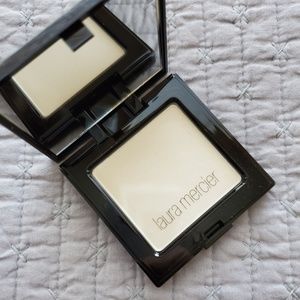 Laura Mercier Translucent Pressed Setting Powder